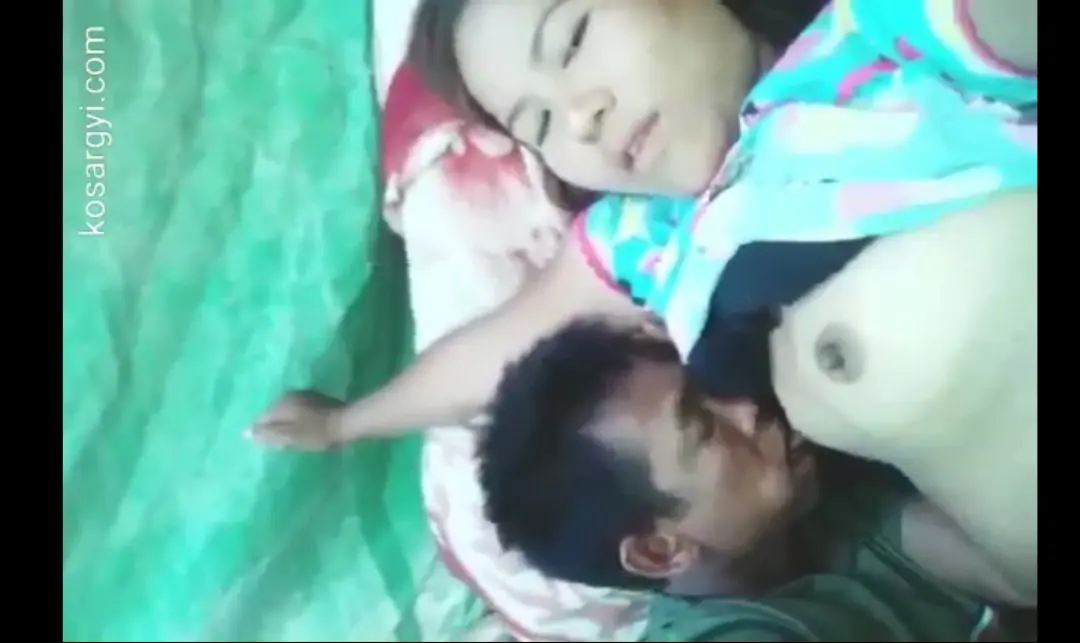 ကိုယ်တိုင်ရိုက်တဲ့ လင်မယား – Myanmar Couple Homemade Sex – Myanmar Video