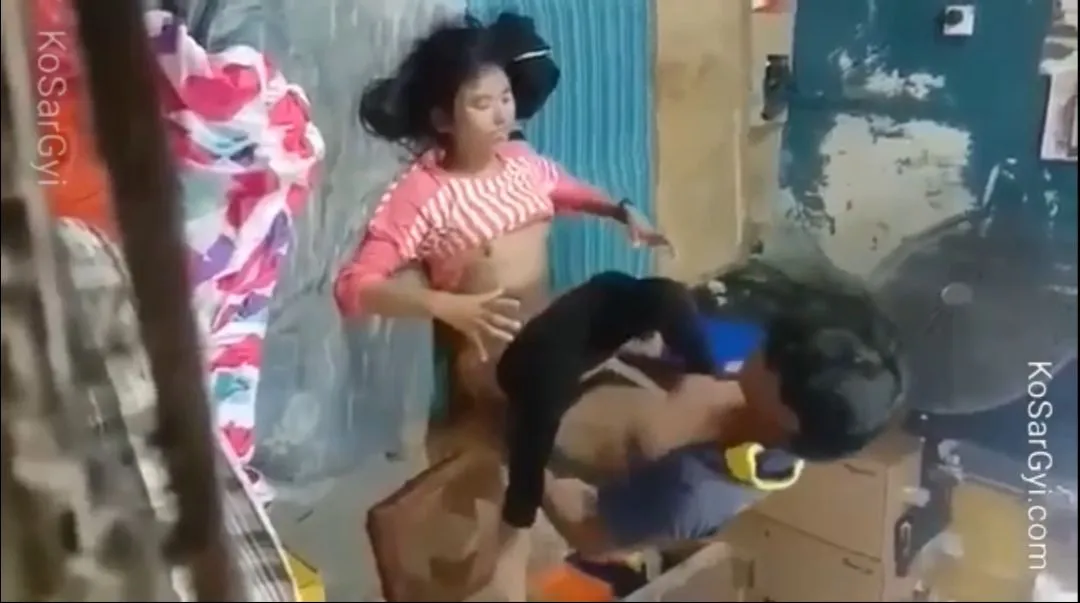 ကုတင်ပေါ်တင်ဆော်တဲ့ဘဲ – Couple Having Rough Sex In The Bedroom – မြန်မာအပြာကားသစ်