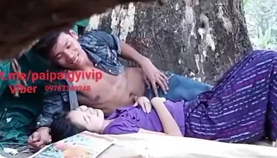 သစ်ပင်အောက်မှာ ဇိမ်ကျကျဆွဲတဲ့ ချောင်းရိုက်ကား – Homemade New