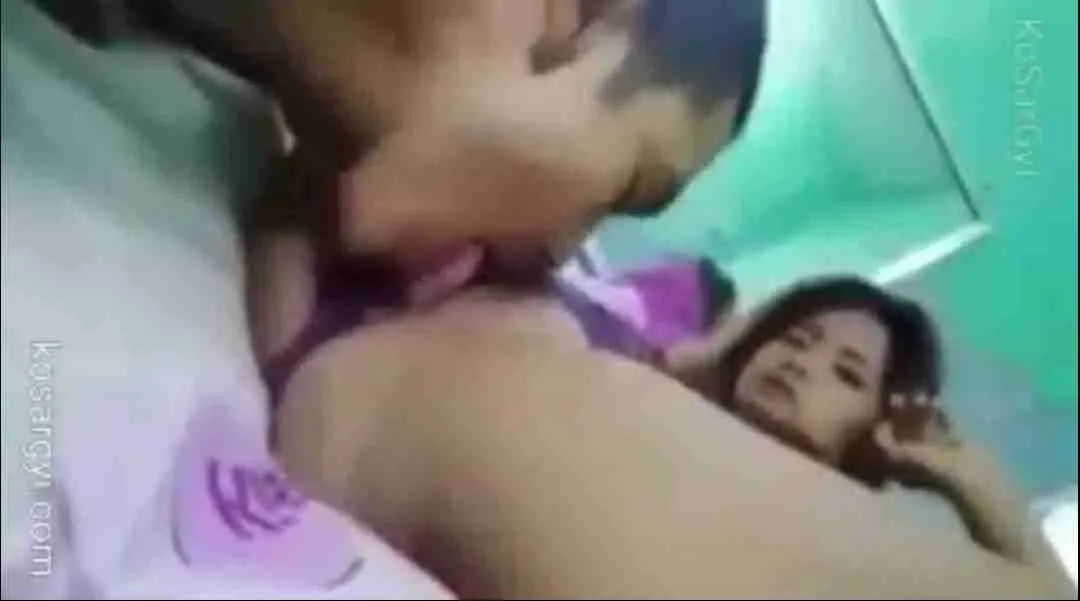 လျှာစွမ်းကောင်းတဲ့ ကိုကို့ကြောင့် ညီမလေး ဖင်လိုးခံရလို့ အကြိမ်ကြိမ် ပြီးသွားတဲ့ကား – Myanmar Porn Archive